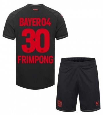 Bayer Leverkusen Jeremie Frimpong #30 Hjemmebanesæt Børn 2023-24 Kort ærmer (+ korte bukser)